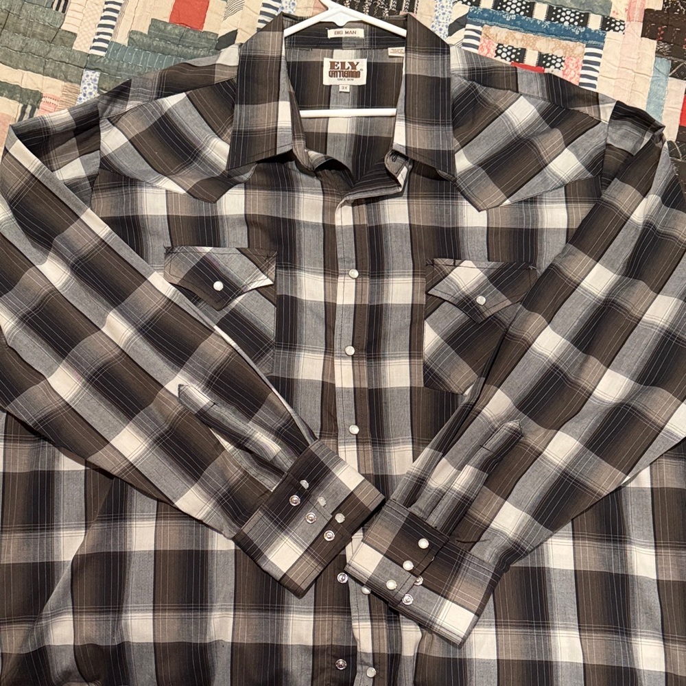 Ely Cattleman Black and White Plaid Button Down Shirt